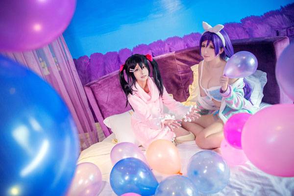 东条希&矢泽妮可睡衣福利COS（1）