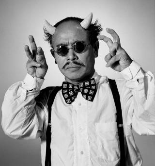 怪诞的日本摄影艺术大师：荒木经惟