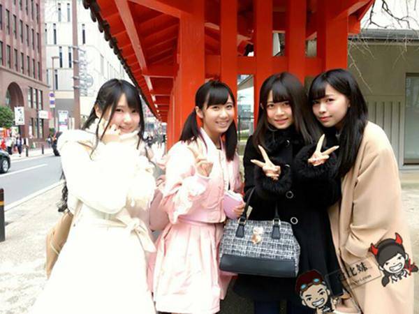 日本2ch网友热烈讨论~从这4个妹子的背影看，你选谁？