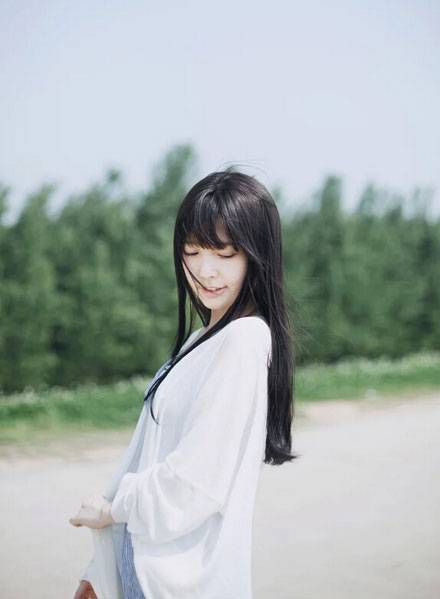 长发养眼美女日系清新图片写真（4）