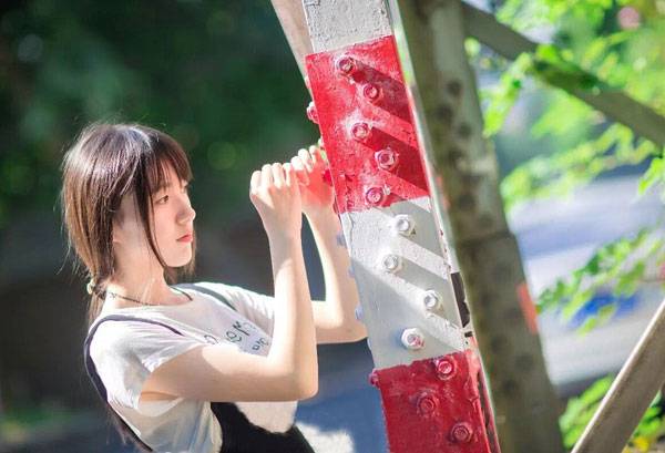 南京高颜双胞胎姐妹户外胶片图片写真（1）