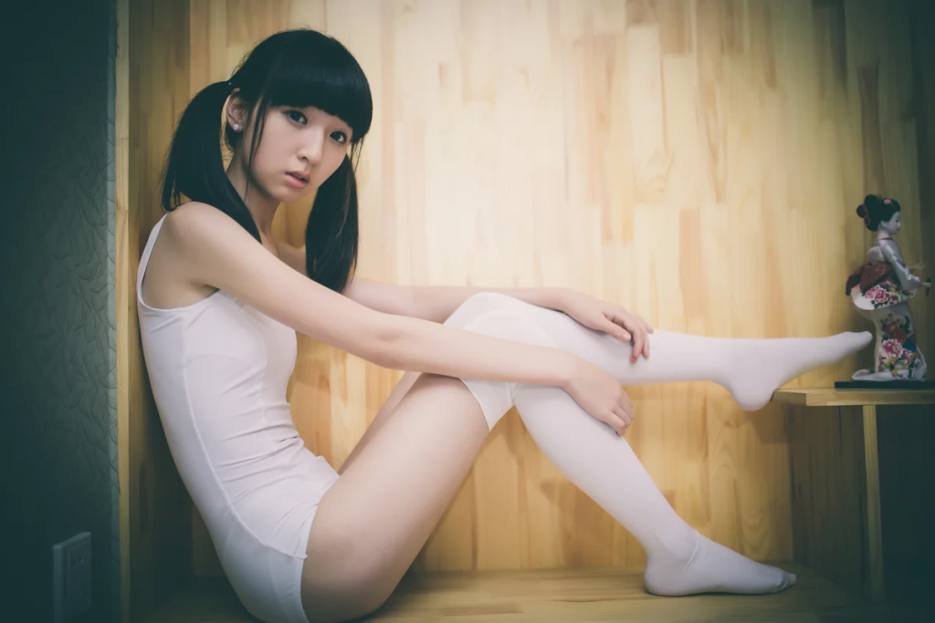 穿死库水的萌妹子