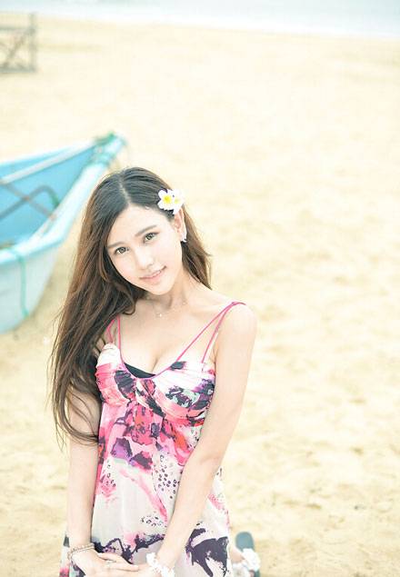 嫩模milk楚楚海边日系清新写真（11）