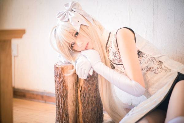 清纯软妹春日野穹白丝旗袍COS（1）