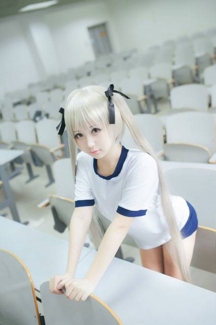 清纯萌妹春日野穹体操服COS（2）