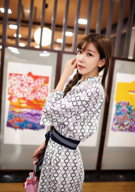 甜美嫩模陈潇日系浴衣图片写真（2）