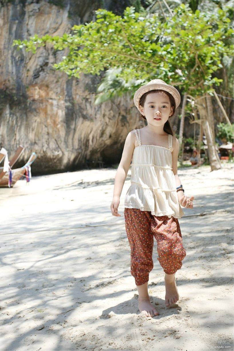 韩国小萝莉“郑元熙”可爱高清图片大全第2张图片