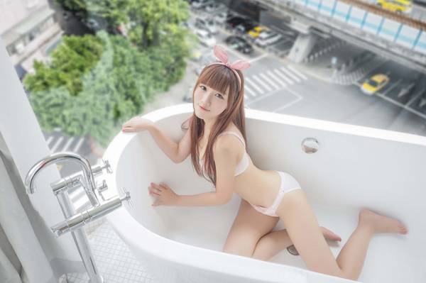 白皙可爱美女私房内衣写真图片写真（1）