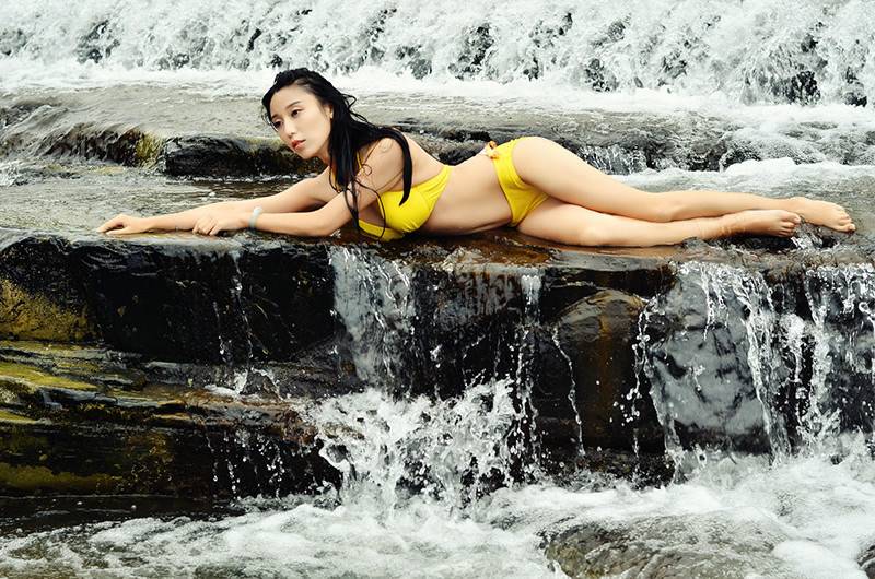 泳装美眉，第3张