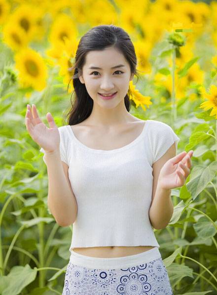 赵丽颖《花千骨》替身李可走红私照（15）