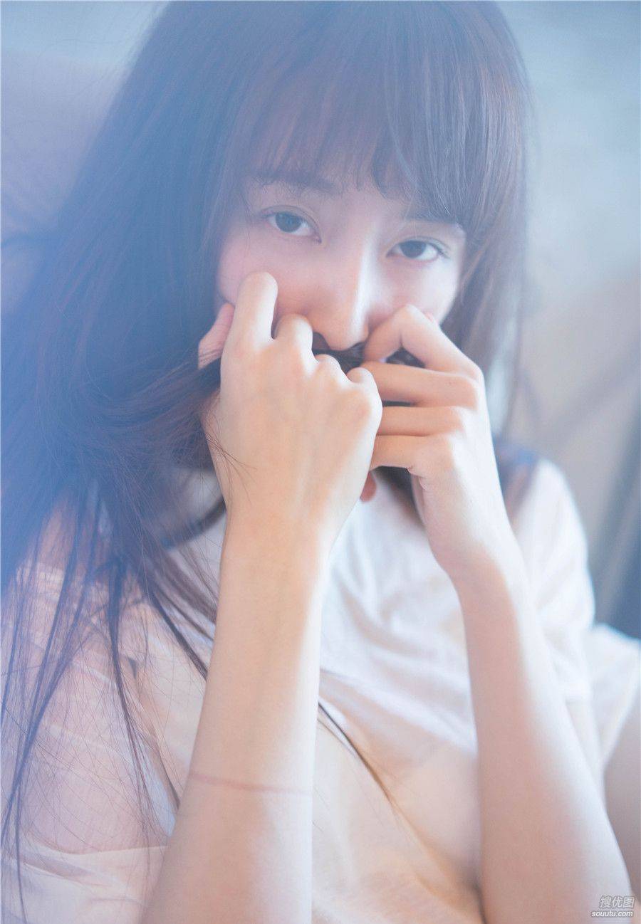 清纯长发美女私房高清近照第5张图片