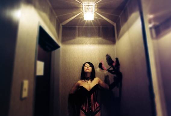 东京SM情人酒店摄影组图：《东京酒店故事》[33P]