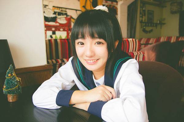 日系水手服萌妹治愈系写真（10）