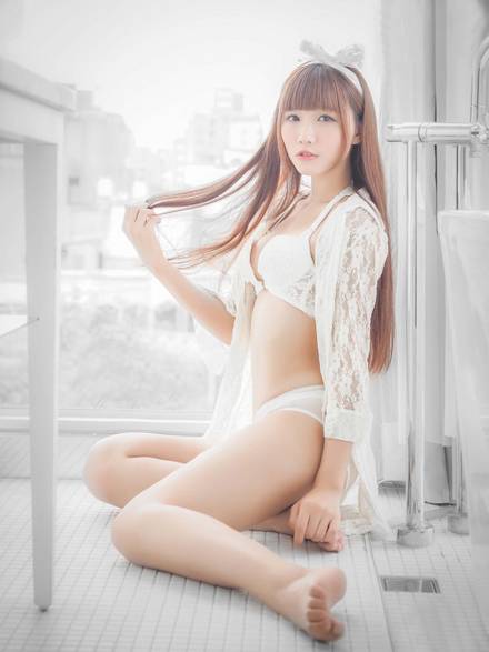 白皙可爱美女私房内衣写真图片写真（8）