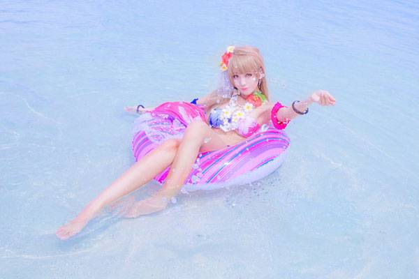 甜美萌妹COS南小鸟夏威夷觉醒（1）