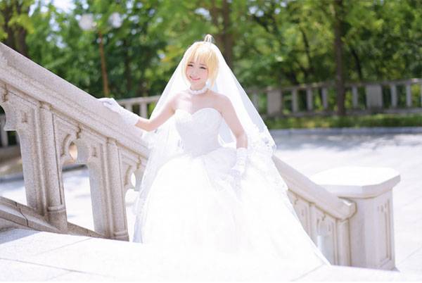 螺旋猫Tomia《Fate》Saber婚纱Cos（12）