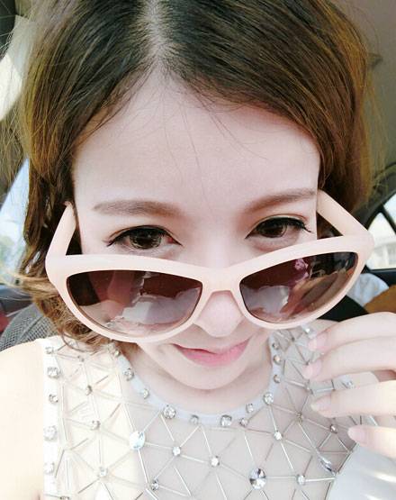 “电竞泷泽萝拉”苏叶薇私照美图赏（8）