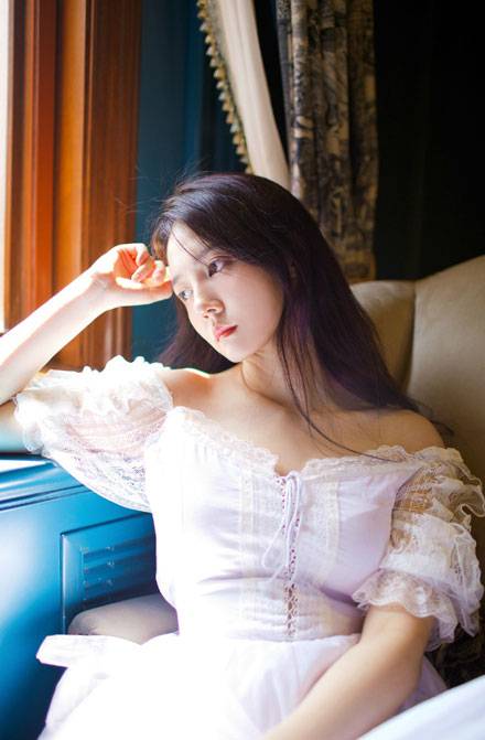 最美女留学生赖诗滢唯美图片写真（5)