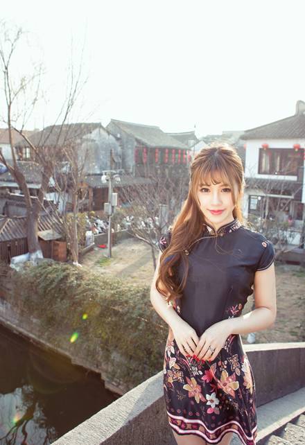 气质甜美美女旗袍图片写真（3）