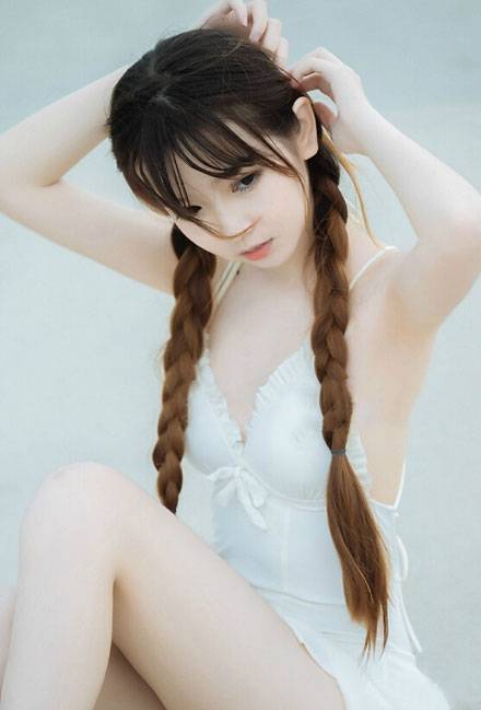 双马尾贫乳萌妹海边泳装写真图片写真（3）