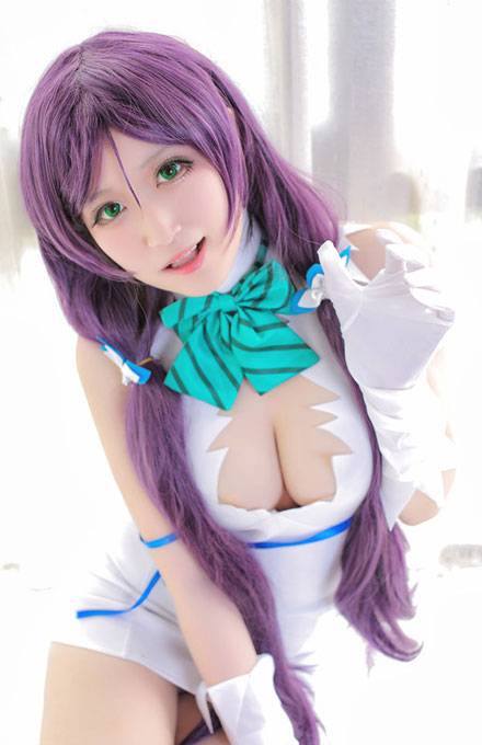 巨乳美女东条希胸带衣福利COS（4）