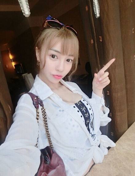 武汉纺大校花周文羽神似angelababy(11)