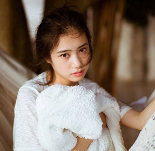 清纯养眼美女户外写真（5）