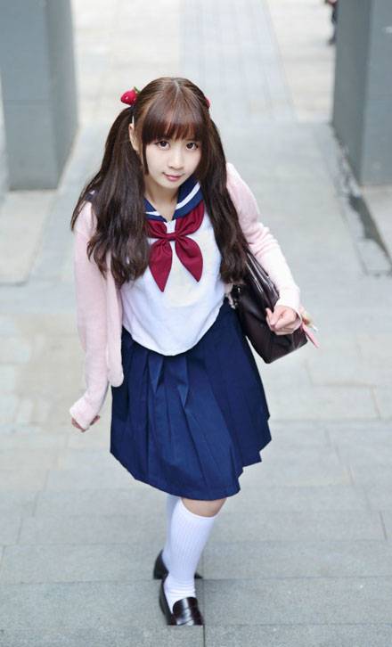 甜美双马尾美女日系制服图片写真（7）