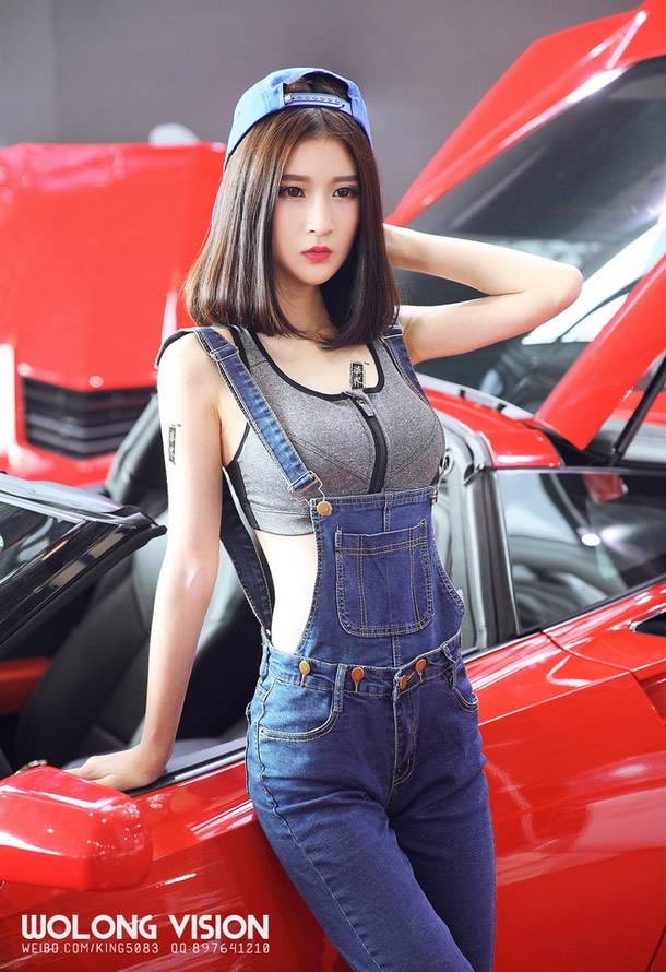 美女车模，第3张