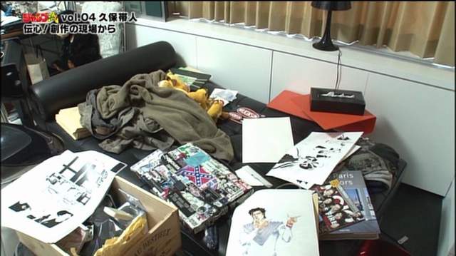 《突击成人漫画家工作现场》专家坚持画乳头时一定要换笔尖 - 图片12