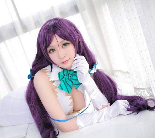 巨乳美女东条希胸带衣福利COS（1）