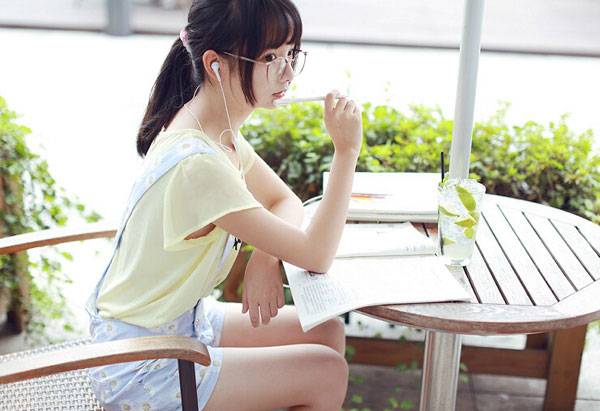 日系可爱少女户外小清新写真（4）