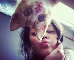 当下热门真人和卡通漫画的情侣头像