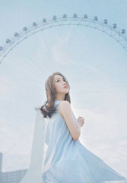 甜美养眼美女户外清新图片写真（6）