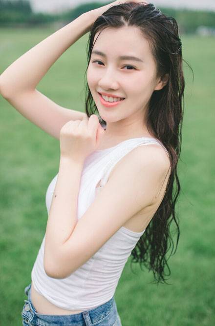 治愈系活力美女户外小清新写真（5）