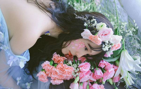 日系养眼美女气质唯美写真（8）