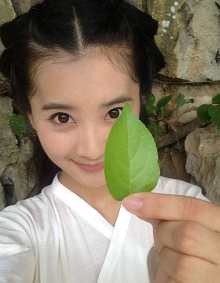 赵丽颖《花千骨》替身李可走红私照（4）