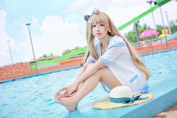 清纯萌妹南小鸟泳装神还原COS（6）