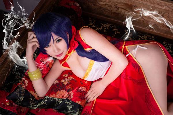 东条希同人旗袍萌妹爆乳COS（4）