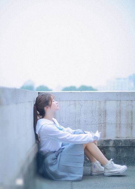 甜美JK少女天台清新写真（3）