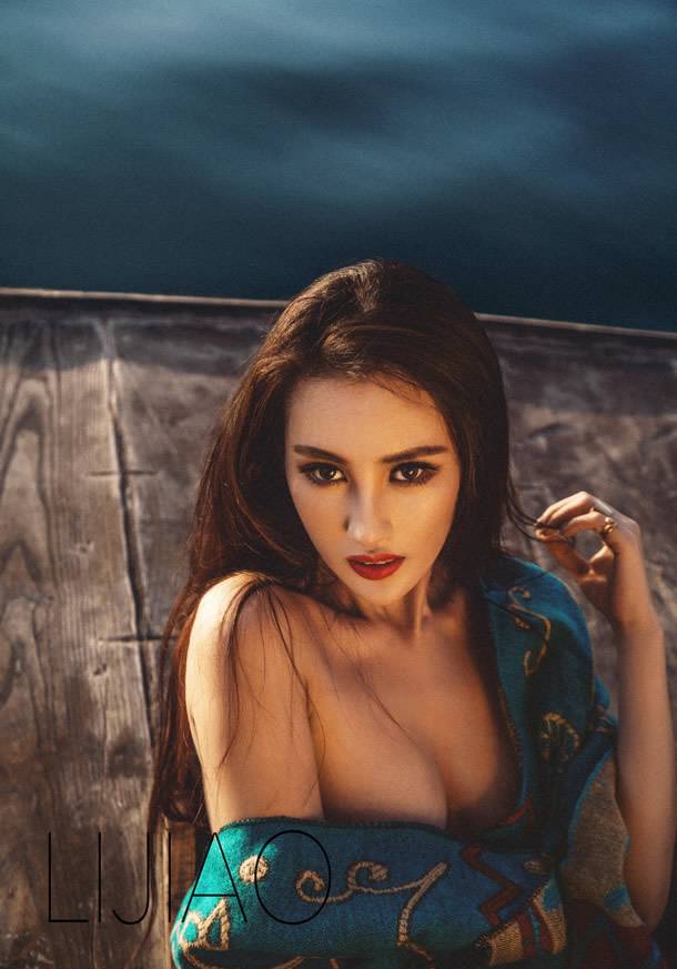 浴巾模特，第3张