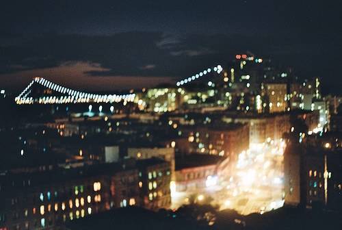 夜色的城市孤独伤感灯光唯美图片