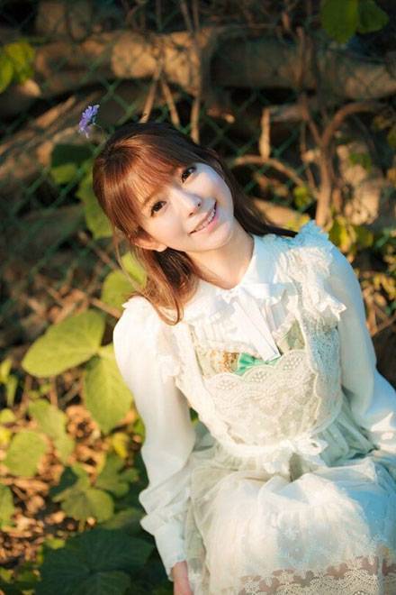 韩国“第一美女”yurisa最新写真（5）