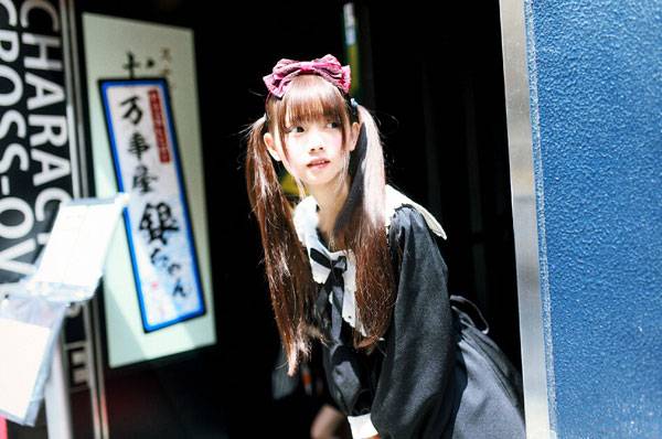 双马尾萝少女莉猫梓女仆装写真（1）