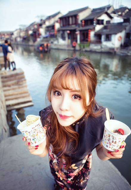 气质甜美美女旗袍图片写真（12）