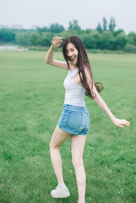 治愈系活力美女户外小清新写真（2）