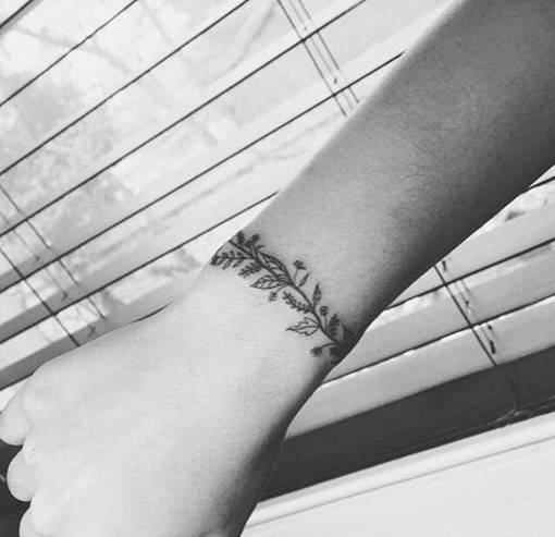 适合年轻人纹在手腕胳膊处的唯美文艺系纹身图案