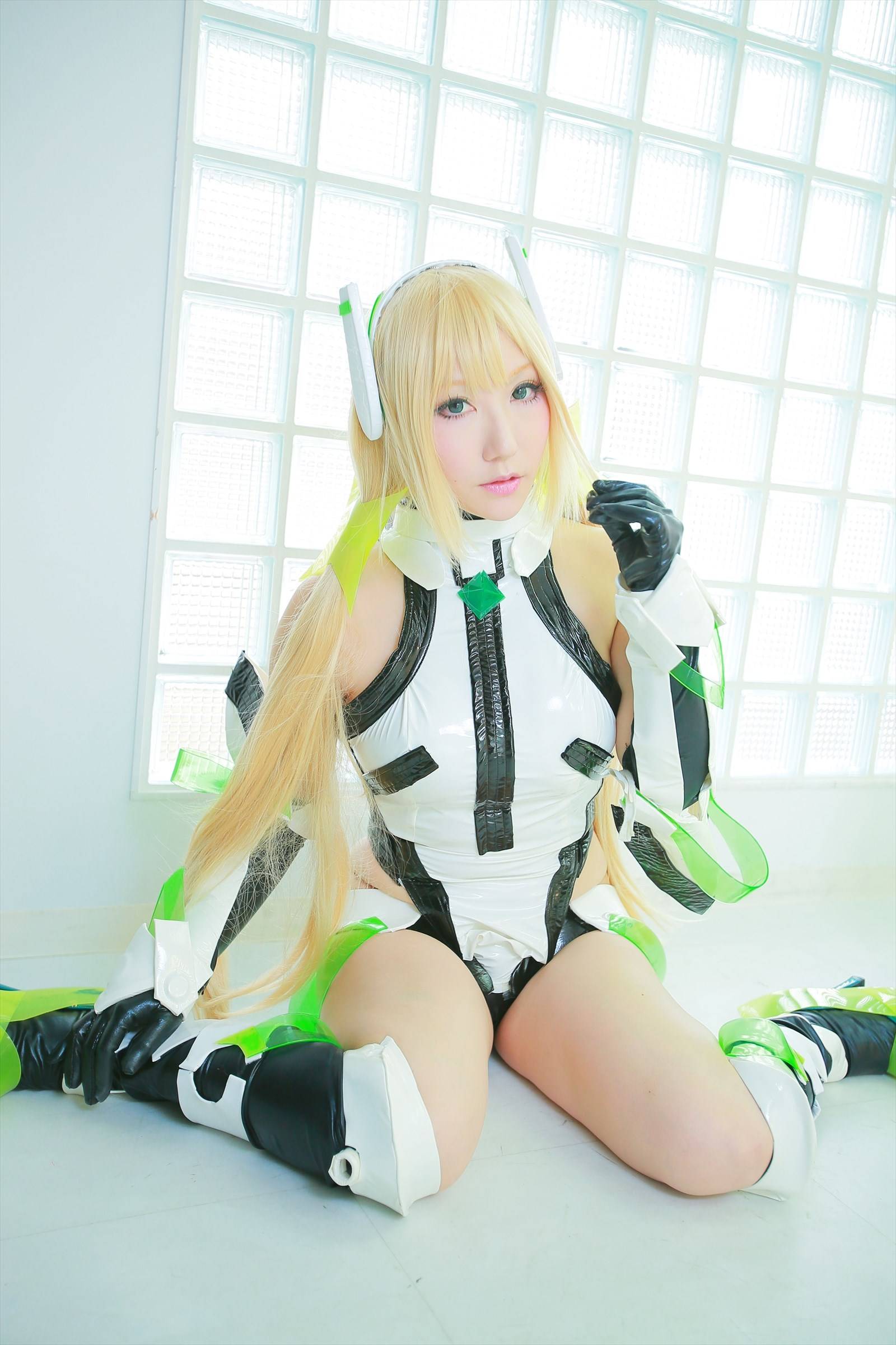 绝对领域二次元少女战士05