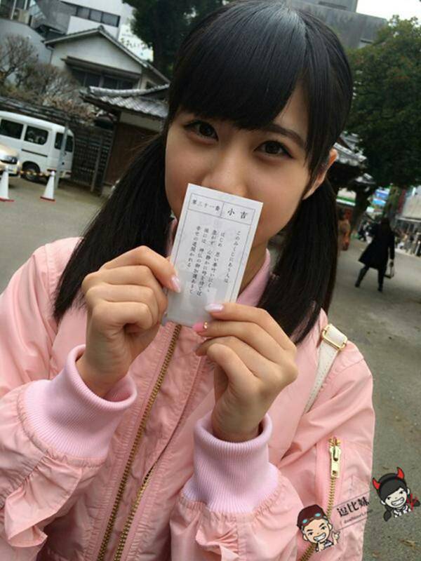 日本2ch网友热烈讨论~从这4个妹子的背影看，你选谁？