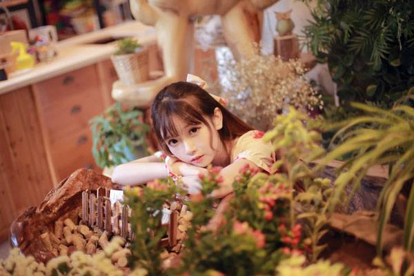 日系甜美少女咖啡馆写真图片写真（6）